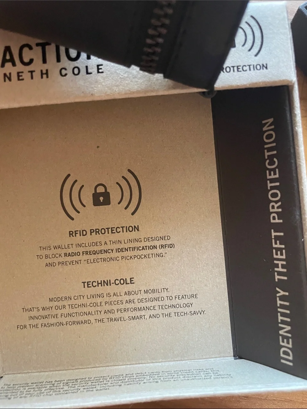 Reaction Kenneth Cole Black Leather RFID Card & Key Wallet with Zip Pocket